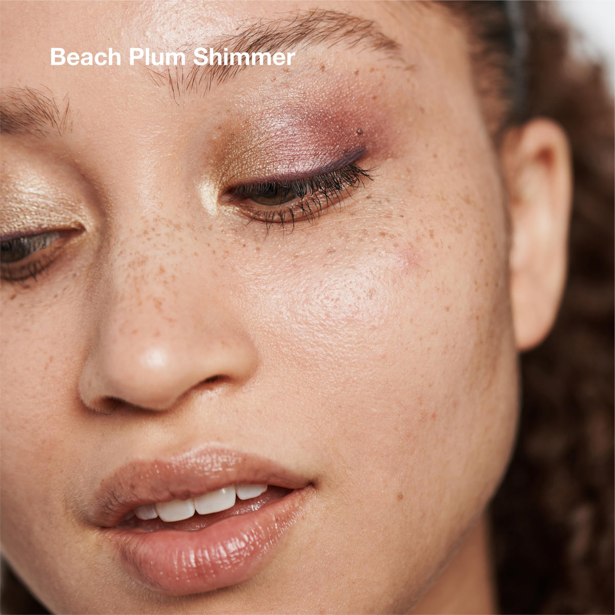 Clinique all about shadow duo Jammin dual applicator detail demonstrating included tools