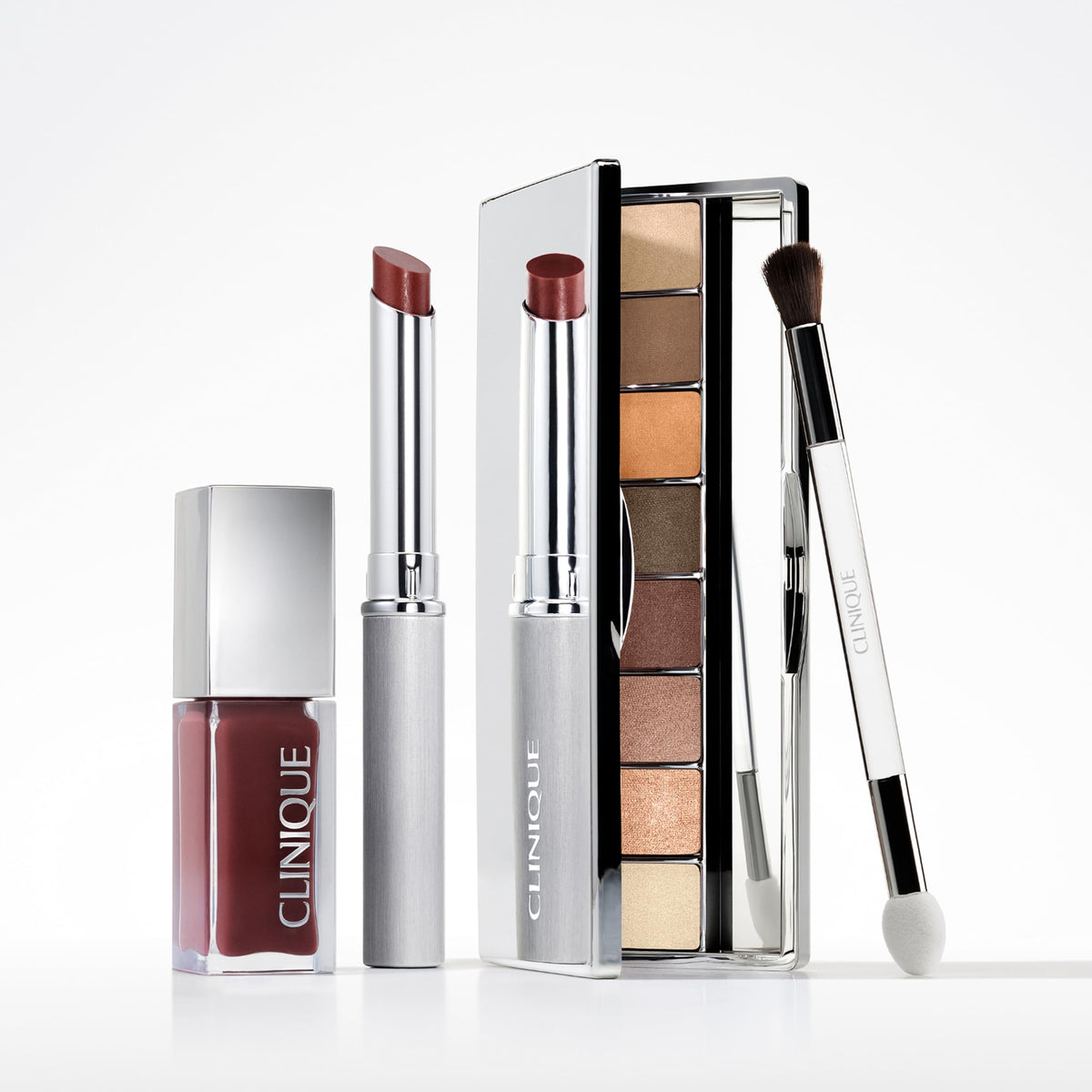 Clinique close-up of pans highlighting silky pigments and blendability