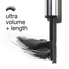 Clinique Chubby Lash on model closeup showing fanned lashes, highlights visible fullness