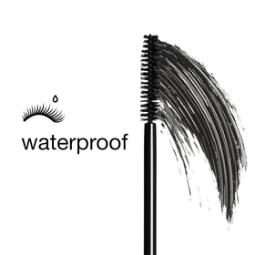 Clinique application on lashes showing visible length and buildable volume