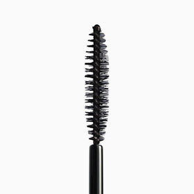 Clinique open wand and cap showing applicator for precise lash application benefit