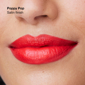Clinique textured swatch of Pop Longwear formula showing rich pigment and easy blending benefit