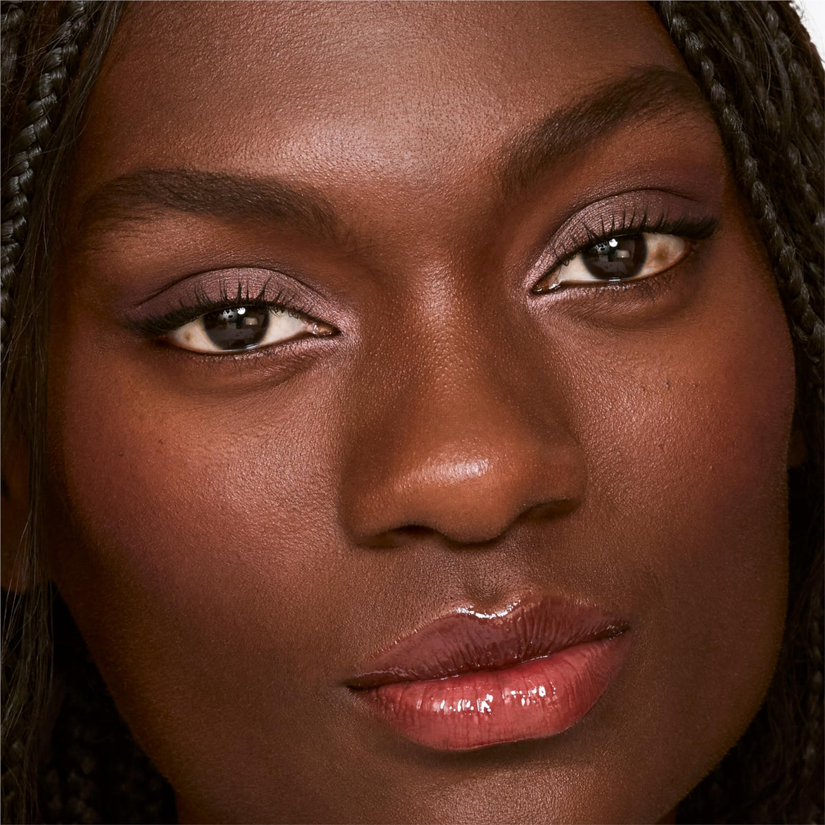 Clinique close-up of powder texture showing silky finish for smooth blending