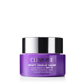 Clinique front packaging showing product and SPF for daily protection