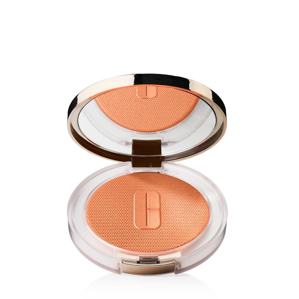 Clinique compact front view showing Daylit Bronze highlighter and packaging benefit: portable glow