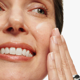 Clinique serum texture on pump demonstrating lightweight absorbency and smooth finish