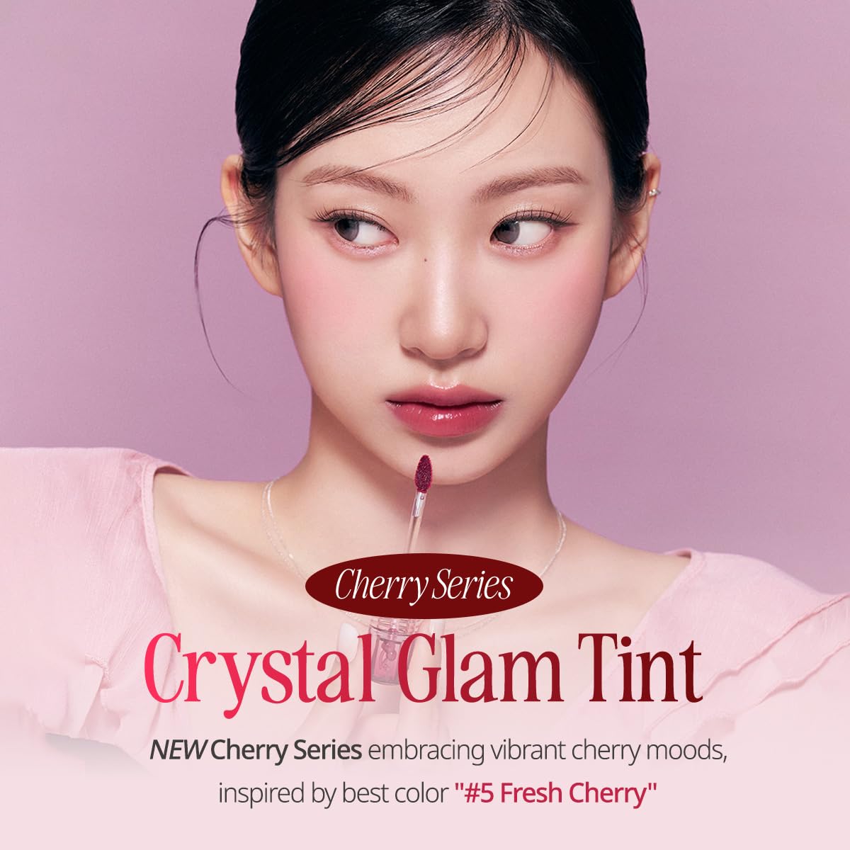 CLIO PROFESSIONAL applicator close-up demonstrating precise glide and smooth application benefit