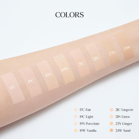 CLIO PROFESSIONAL cushion applying to cheek showing natural, pore-blurring effect