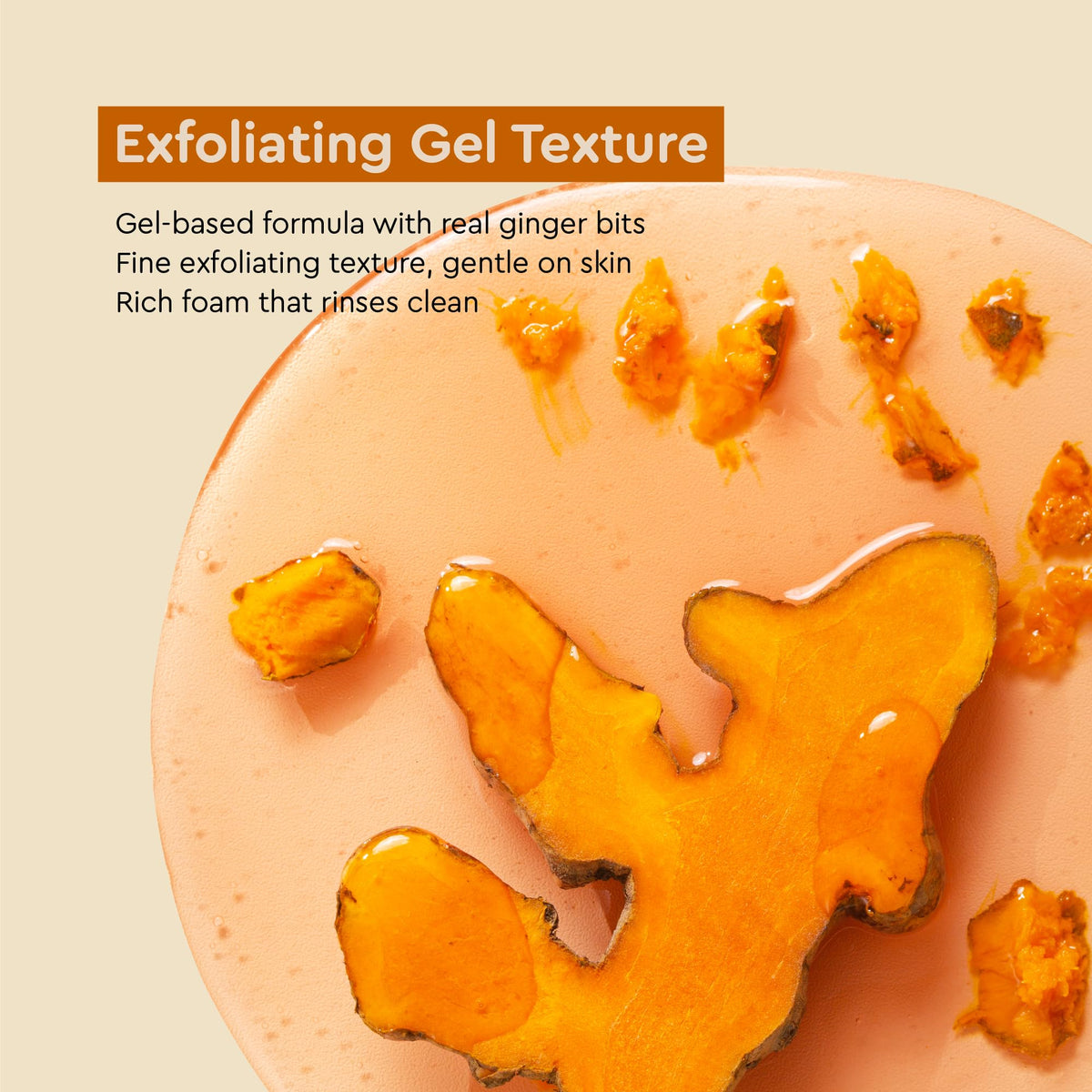 COCAY HOALA VIETNAM pouring gel in shower demonstrates easy lather
