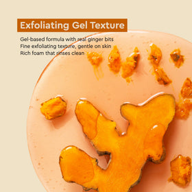 COCAY HOALA VIETNAM pouring gel in shower demonstrates easy lather