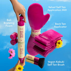 Coco & Eve back applicator in use reaching the back for even tan
