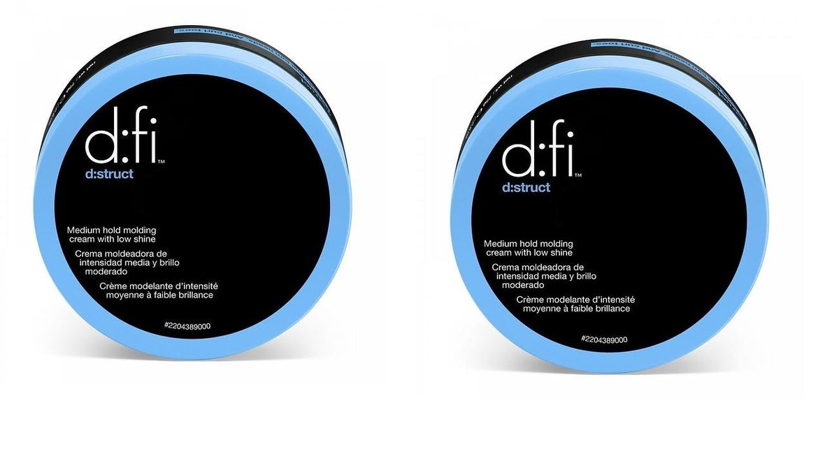 Colomer D:fi texture close-up of cream on fingertips showing easy spread and matte effect