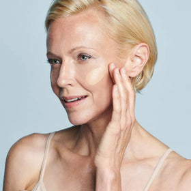 Colorescience texture close-up highlighting blendable tint and finish