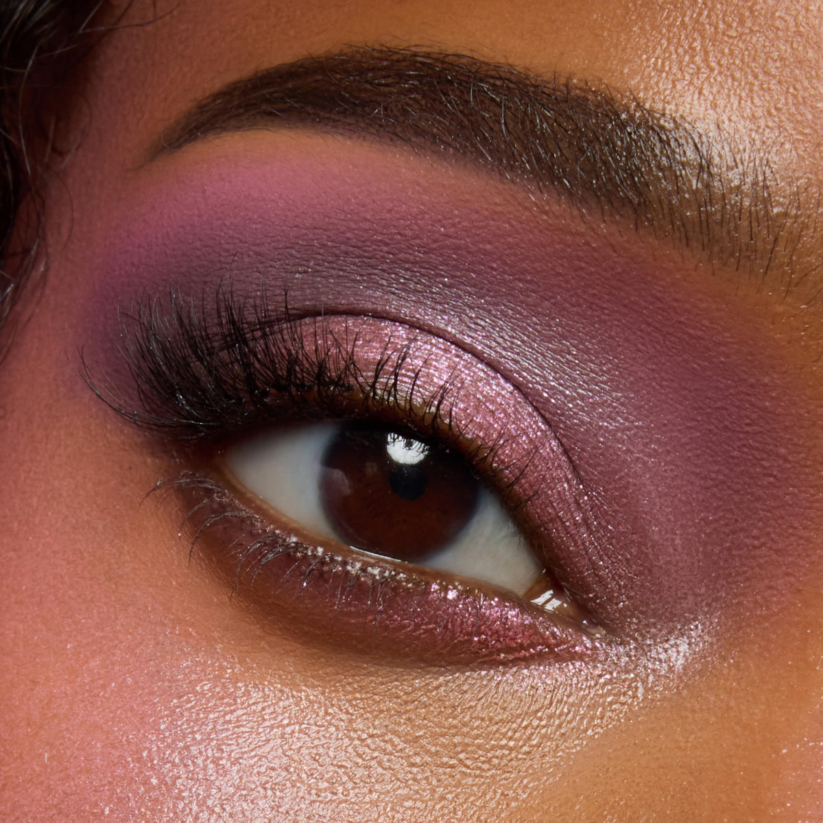 ColourPop lid application demonstrating metallic pink on eyes for daytime glam