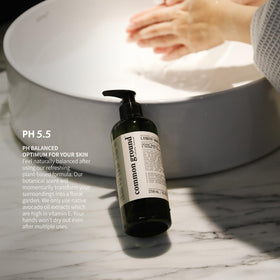 COMMON GROUND gentle texture and low-foam swatch demonstrating mild cleansing action