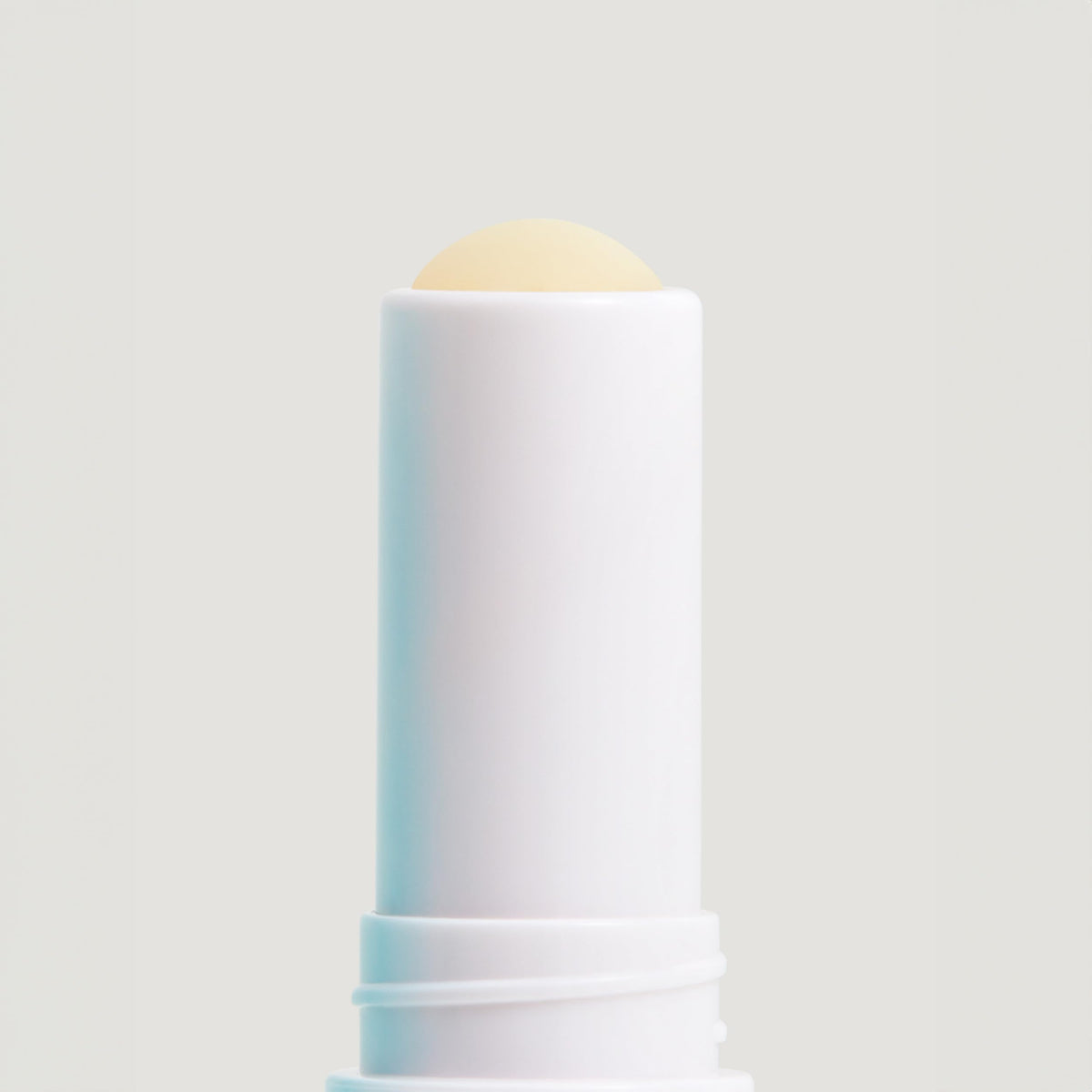 COOLA Liplux lip before and after showing improved softness benefit