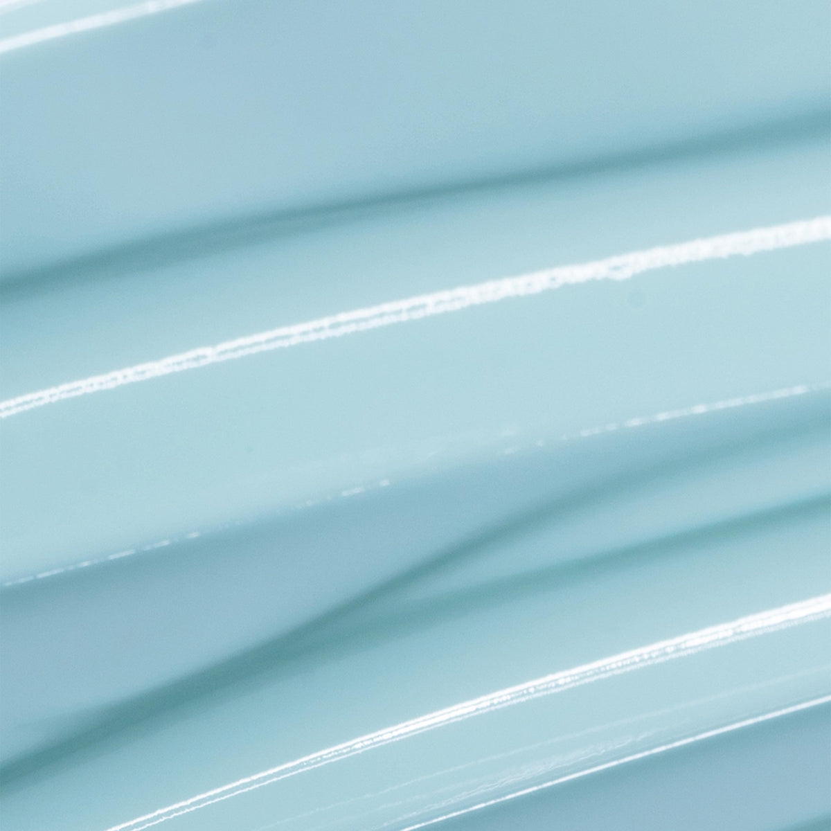 COOLA gel texture close-up highlighting lightweight, fast-absorbing feel