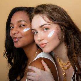 Visual zinc oxide mineral for CoTZ highlighting physical sun protection