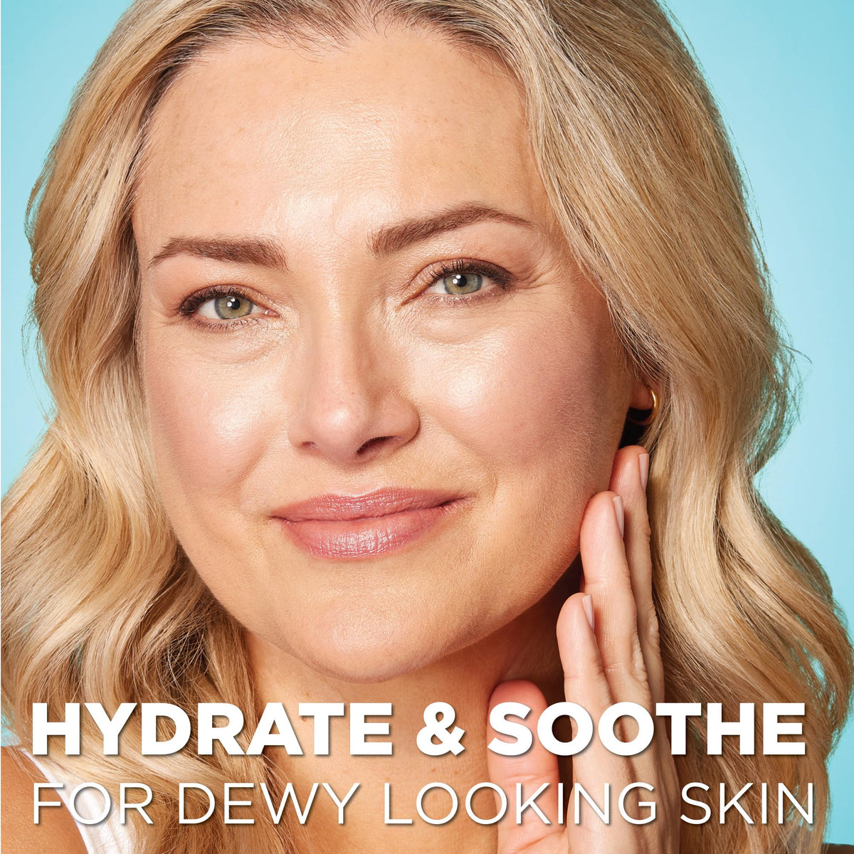 Curel pouring a single serum drop to show easy application and fast hydration