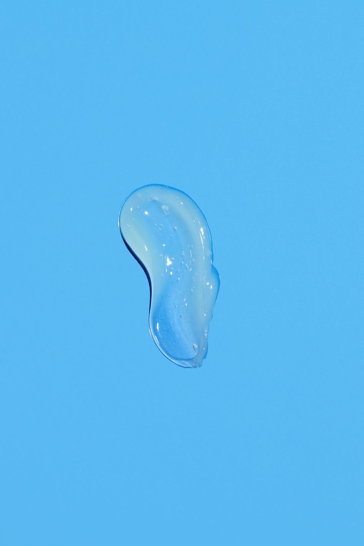 Curls Blueberry Bliss texture close-up shows smooth gel consistency for easy application