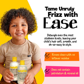CurlyKids leave-in crème texture on fingertips for lightweight hydration