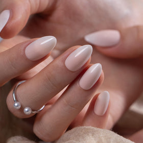 CurvLife application tools and adhesive tabs displayed for easy, mess-free application benefit