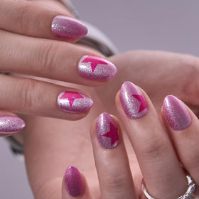 CurvLife close-up of soft gel texture highlighting flexible, comfortable fit