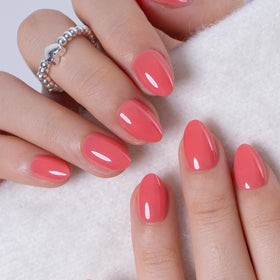 CurvLife close-up soft gel texture highlighting flexibility benefit