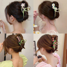 cysincos clip in thick hair demonstrating strong hold and comfort