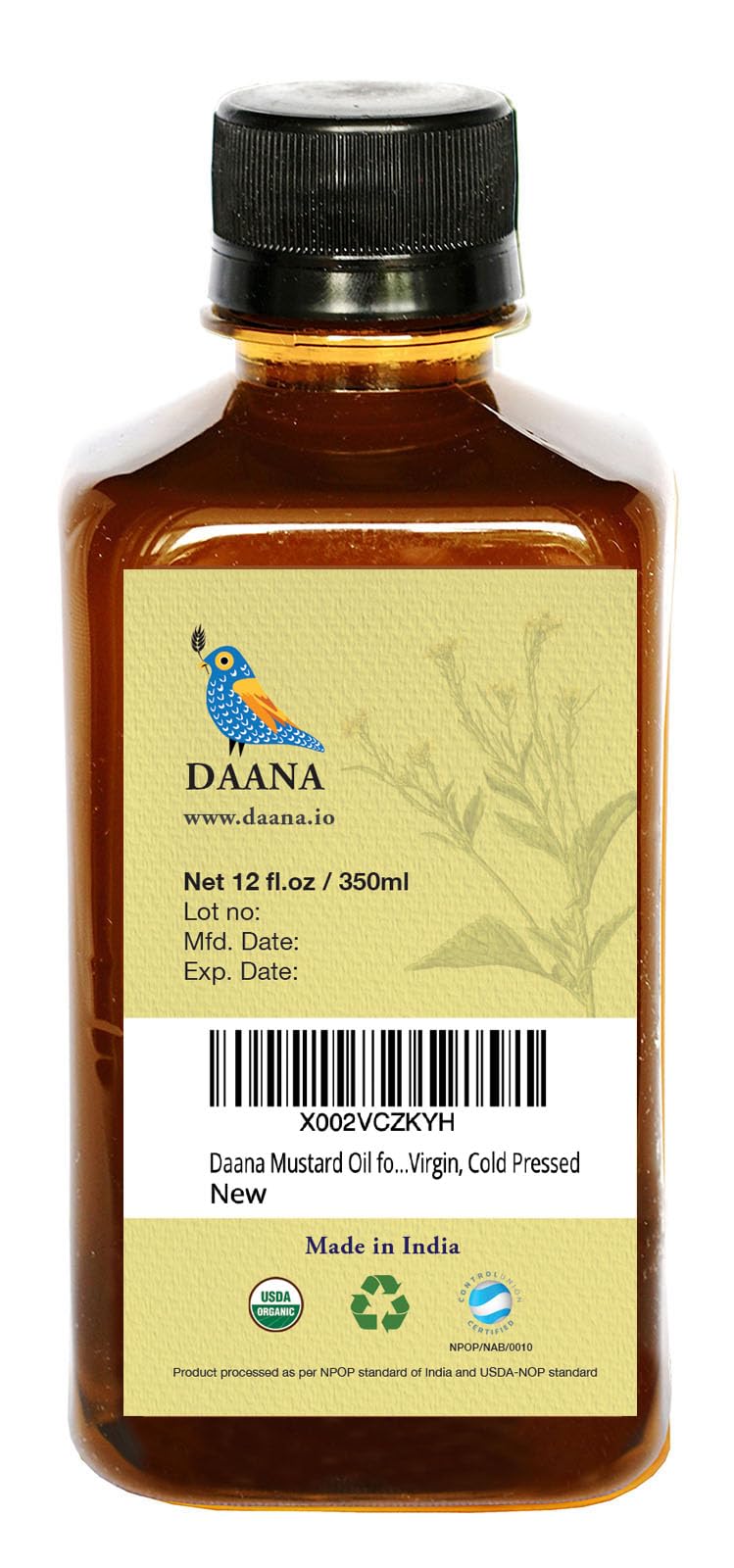 DAANA scalp massage demonstration showing conditioning benefit