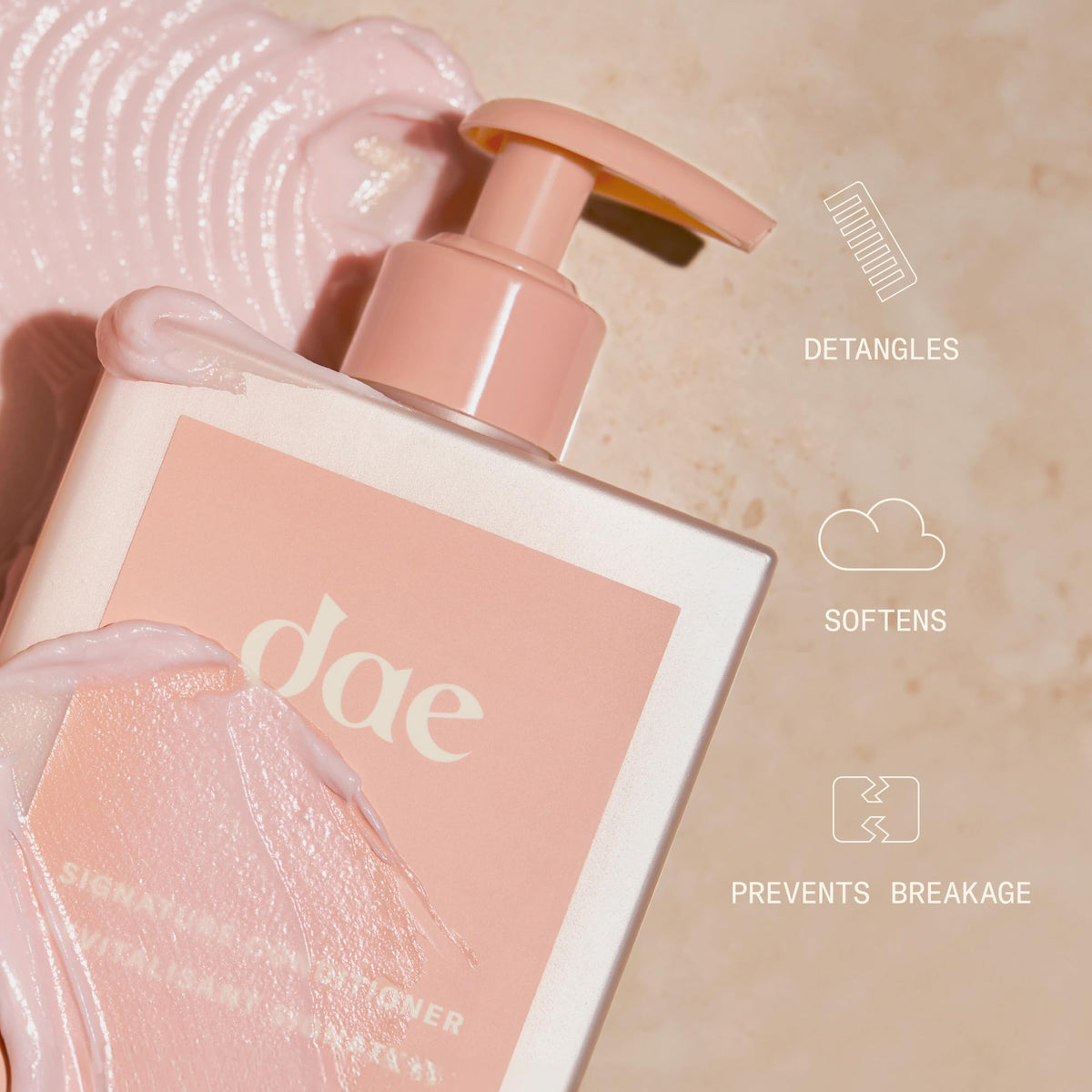 DAE label close-up highlighting ingredient callouts and transparency benefit