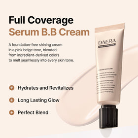 DAERA texture swirl close-up displaying hydrating, creamy consistency and smooth coverage