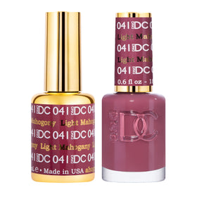 DAISY DND front packaging showing gel and lacquer duo for coordinated color and convenience