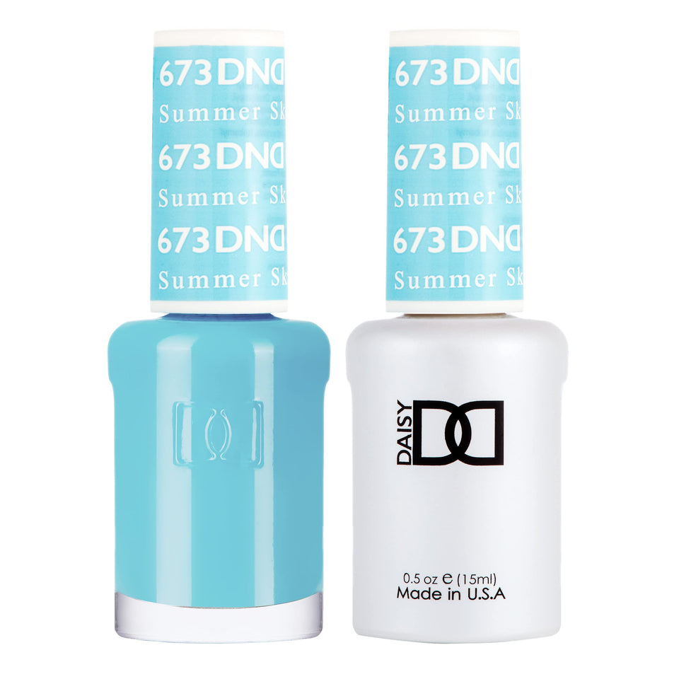 DAISY DND front packaging of the gel and lacquer duo showing branding and shade benefits