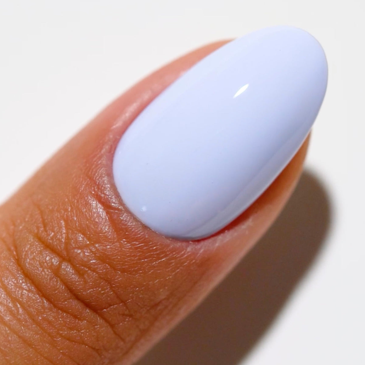 DAISY DND manicure scene with model showing durable salon finish