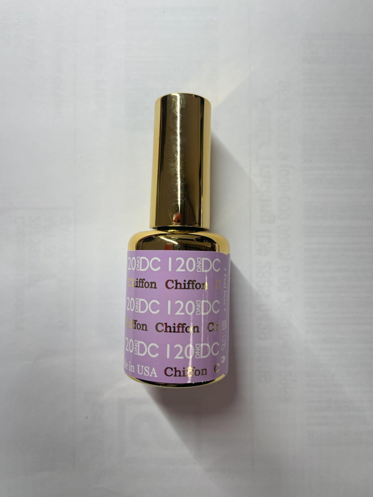 DAISY DND scale comparison with hand model to visualize bottle size and amount