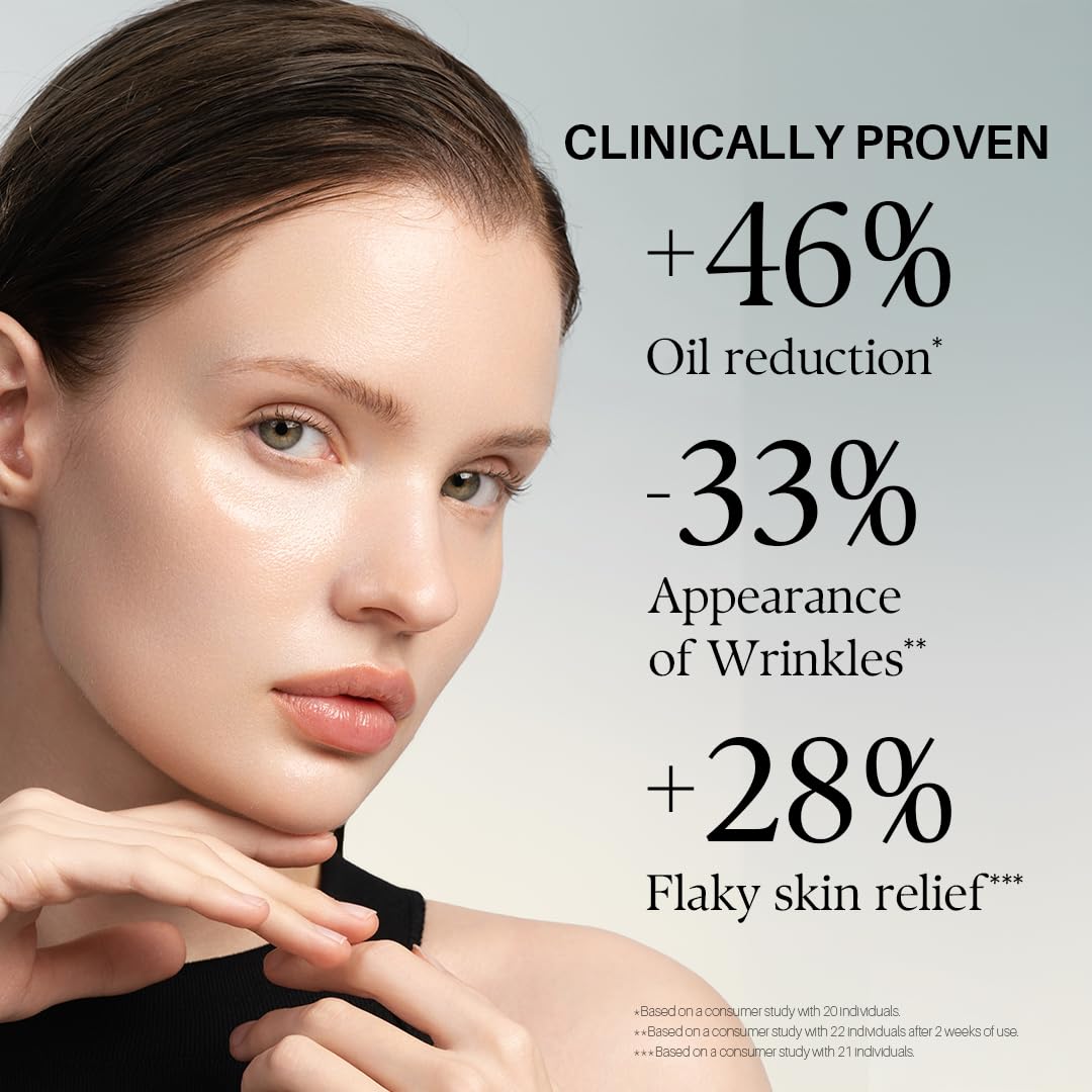 d'alba Piedmont white truffle extract vial beside bottle highlighting antioxidant benefit