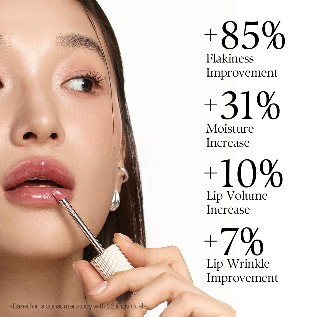 d'alba Piedmont worn by model showing luminous fuller-looking lips