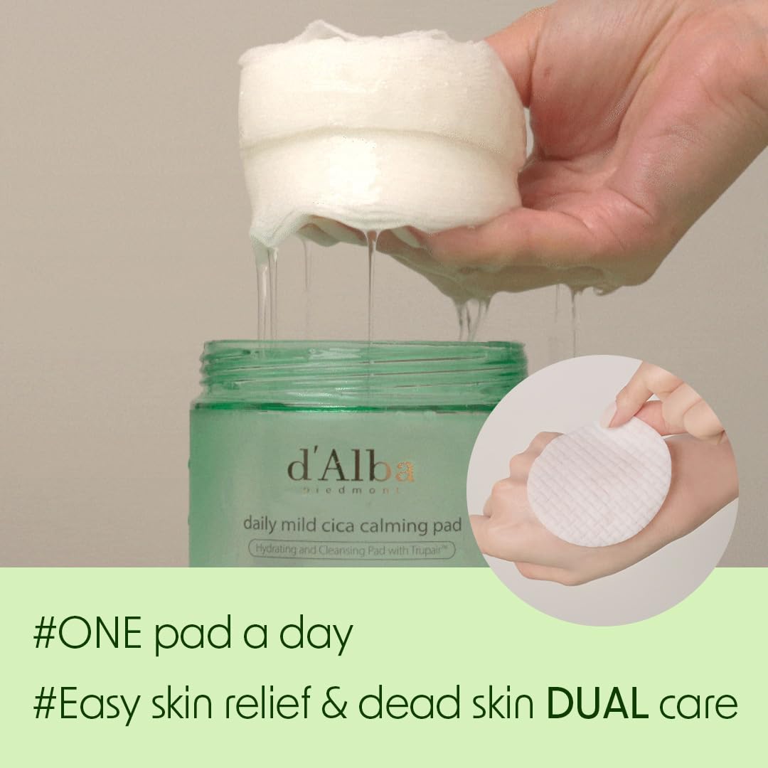 d'alba Piedmont pad in hand scale comparison showing convenient size and travel-friendly benefit
