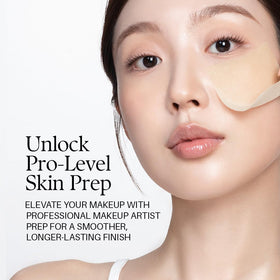 d'alba Piedmont close-up of a Vita Toning Collagen gel pad highlighting rich serum