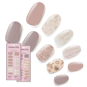 Dashing Diva front packaging showing both sets and glossy finish benefit