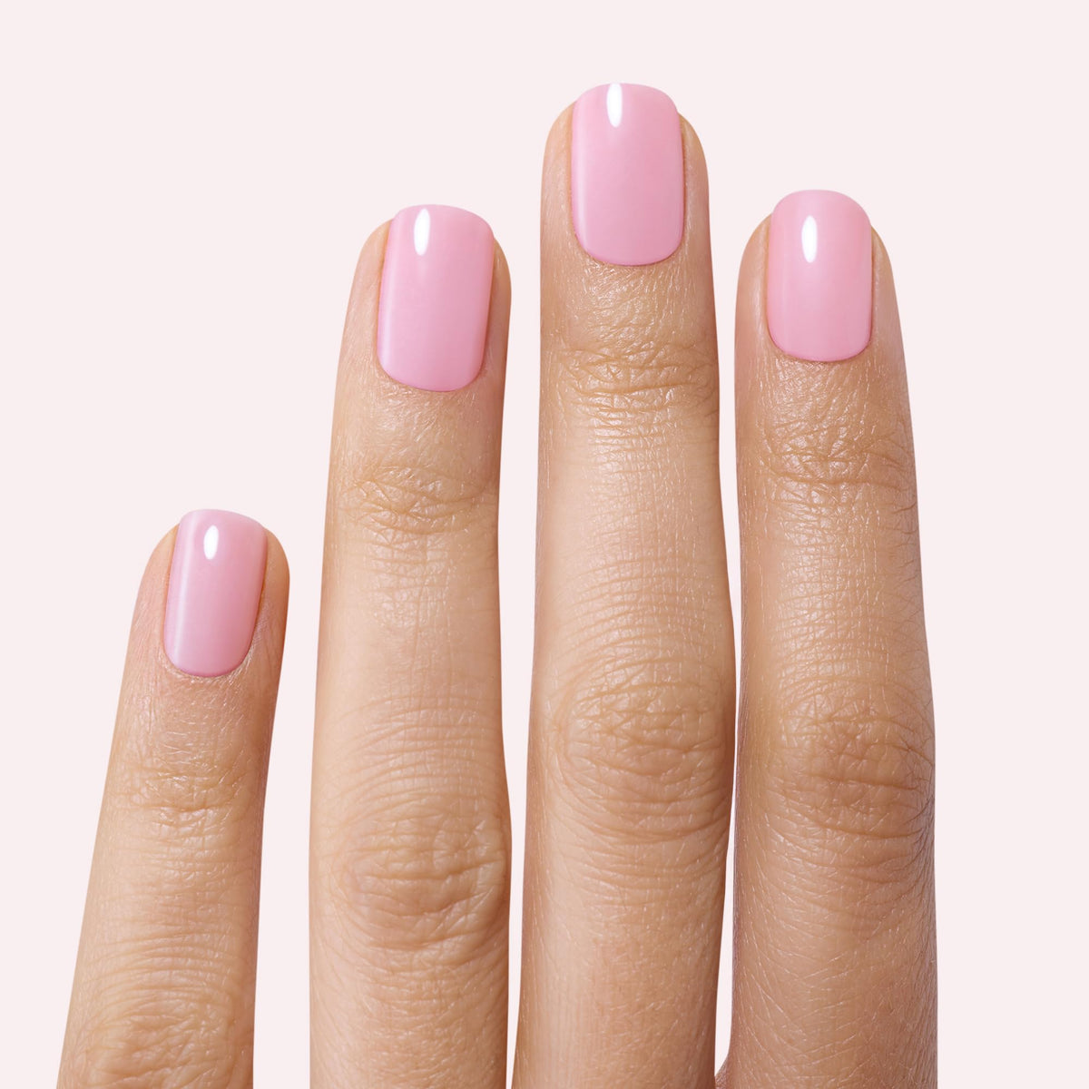 Dashing Diva close-up of gel strip texture with glossy shine benefit