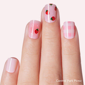 Dashing Diva nail strips laid out to display full set, easy color selection benefit