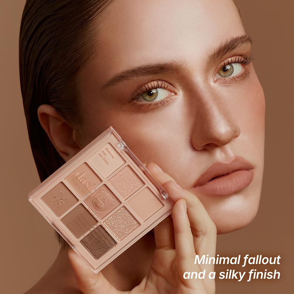 dasique shimmer shadow reflective close-up highlighting luminous payoff