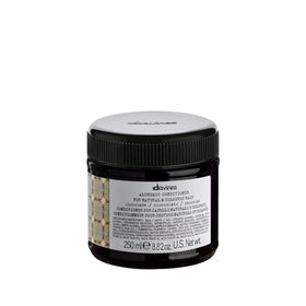 Davines Alchemic Chocolate front bottle showing product and benefit of tone enhancement