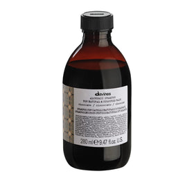 Davines bottle front label showing product name and benefits