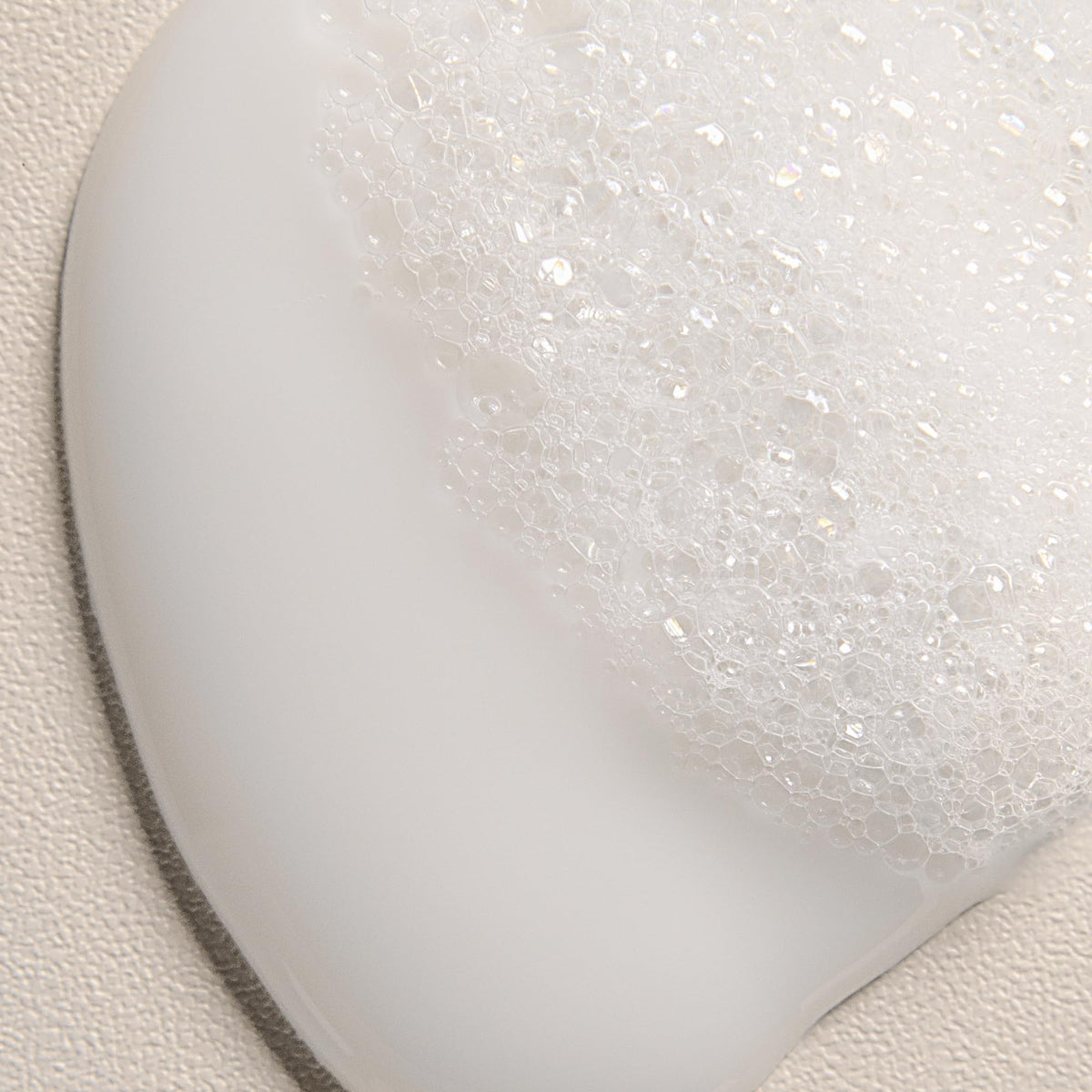 Davines baobab pulp visual referencing hydration-supporting ingredient