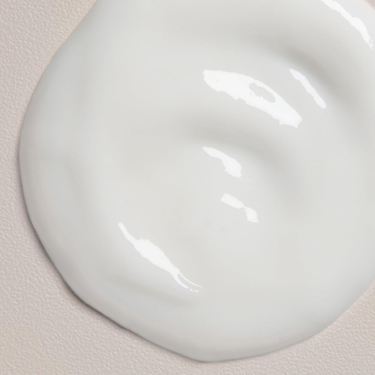 Davines SU/ Leave-In Hair Milk ingredients label highlighting bitter orange extract benefits