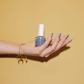 Dazzle Dry Blue Moon shimmer close-up highlighting fine sparkle and polished finish