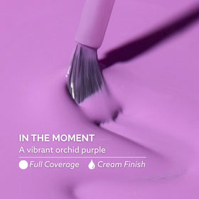 Dazzle Dry lacquer texture close-up highlighting creamy full coverage finish